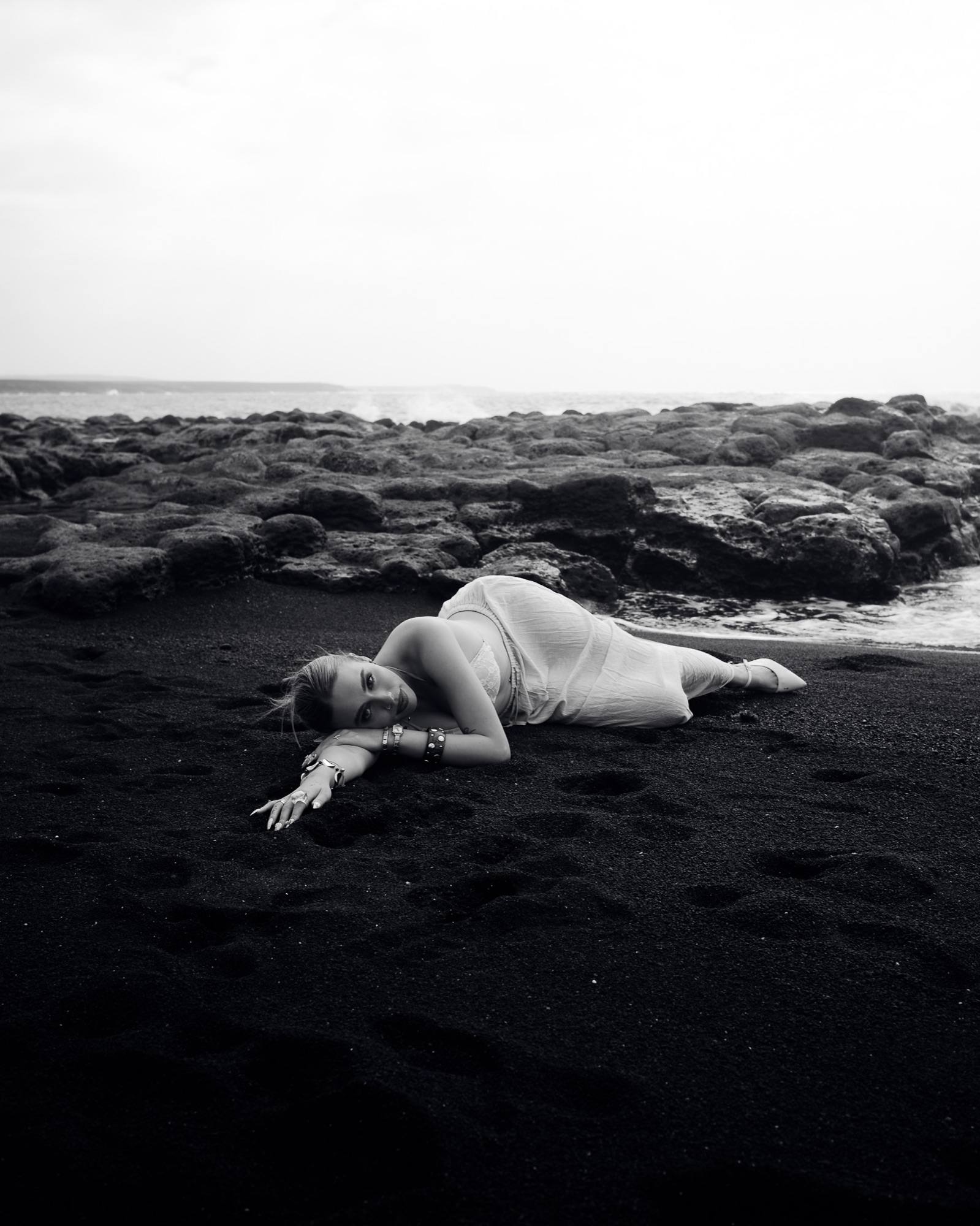 BLACK ROCKS — PORTRAIT II &mdash; photo 2