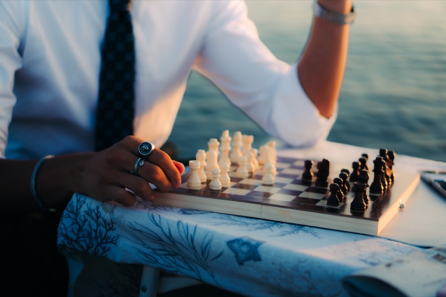 MAN AT SEA — CHESS &mdash; photo 5