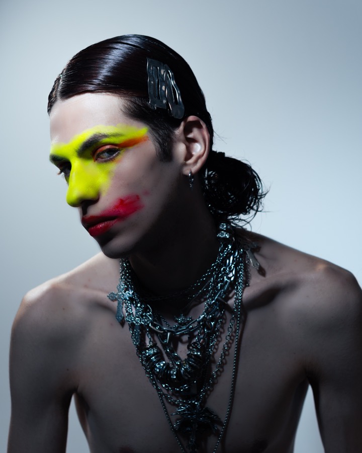 NIZ PORTRAIT #2 &mdash; A second chapter of the Nizar studio portrait series.